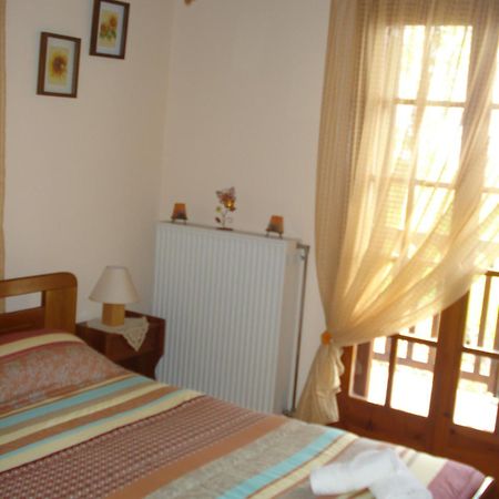 Alkmini Hotel Áyios Dhimítrios Kültér fotó
