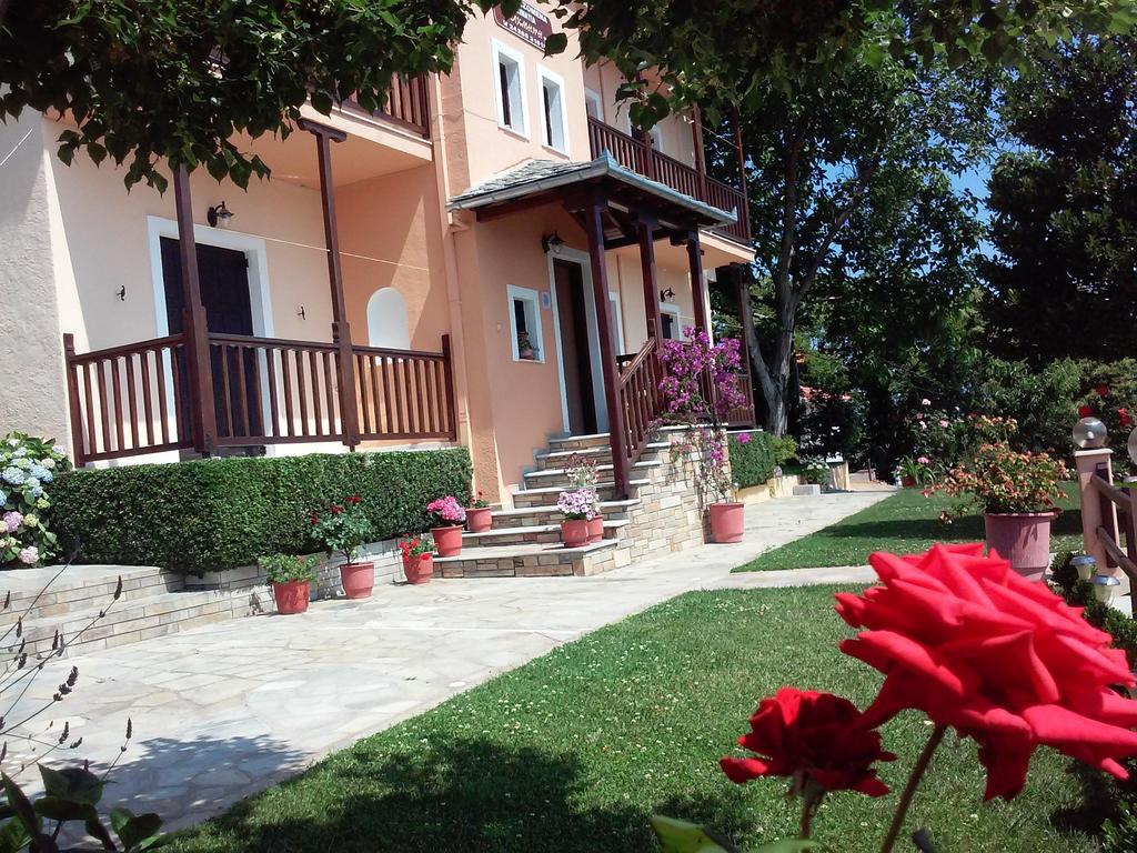 Alkmini Hotel Áyios Dhimítrios Kültér fotó