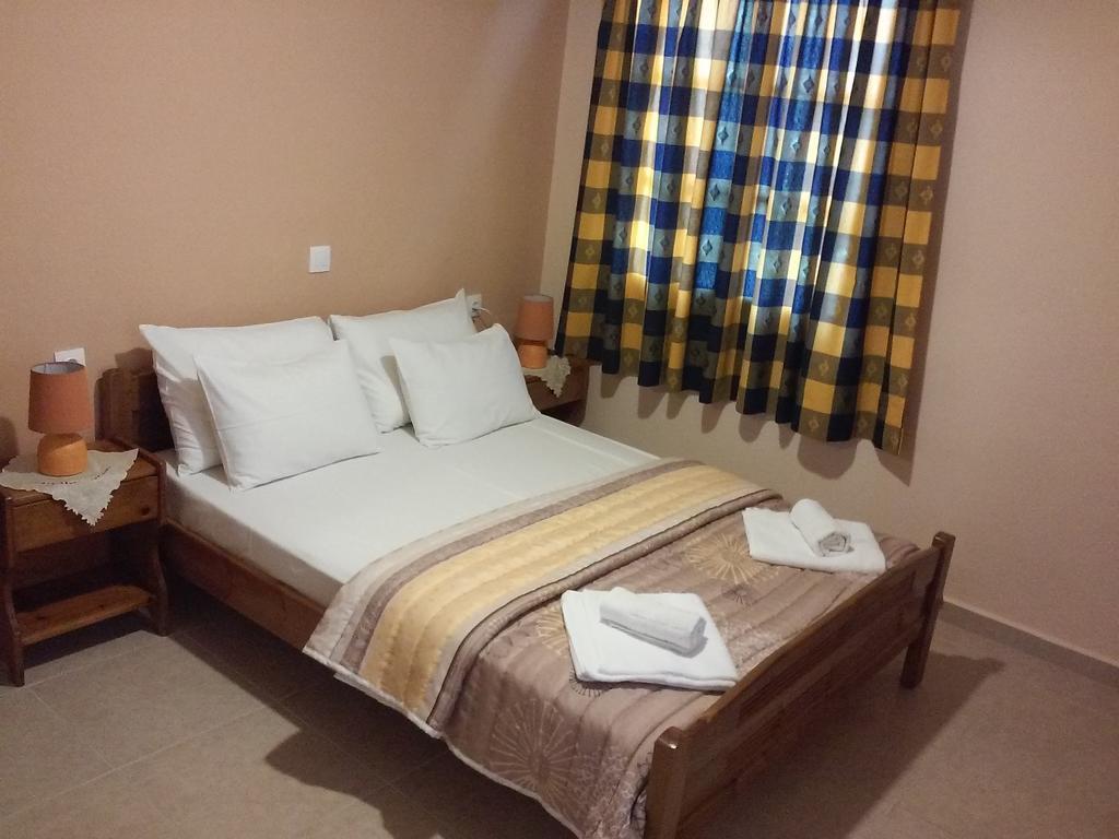 Alkmini Hotel Áyios Dhimítrios Kültér fotó