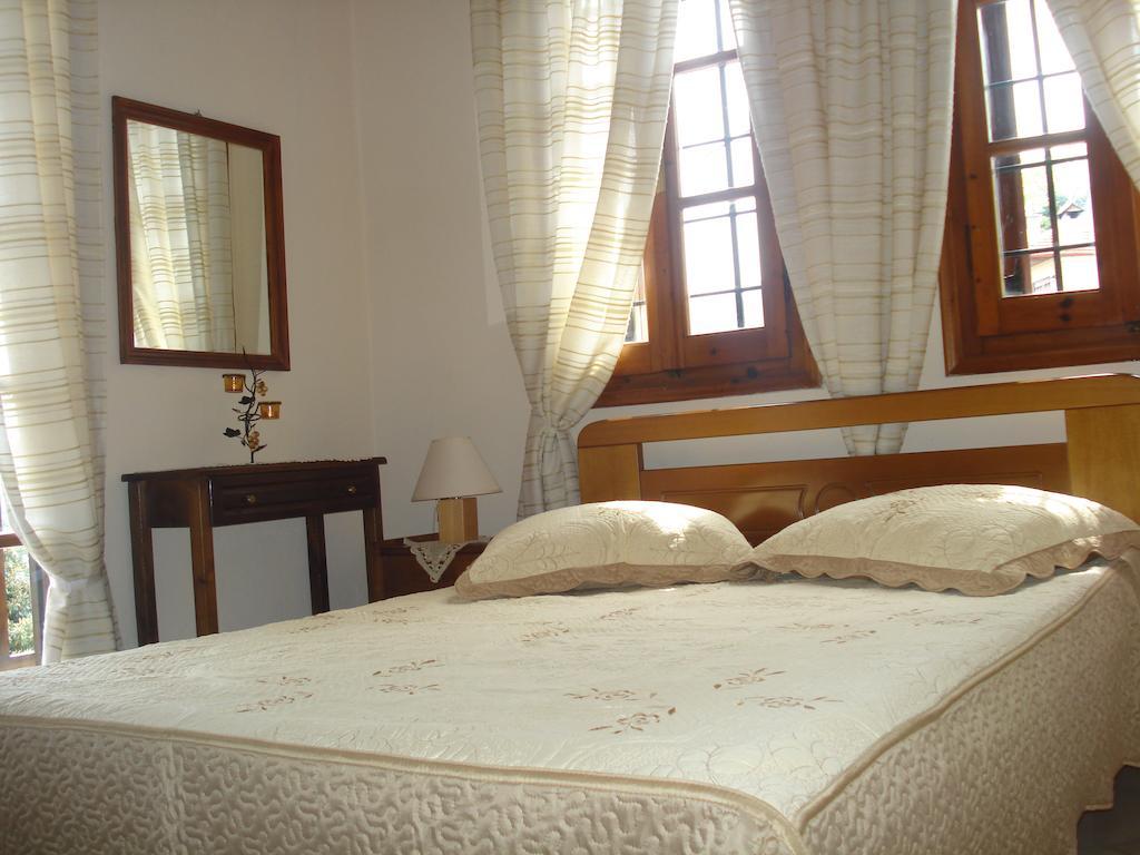 Alkmini Hotel Áyios Dhimítrios Kültér fotó