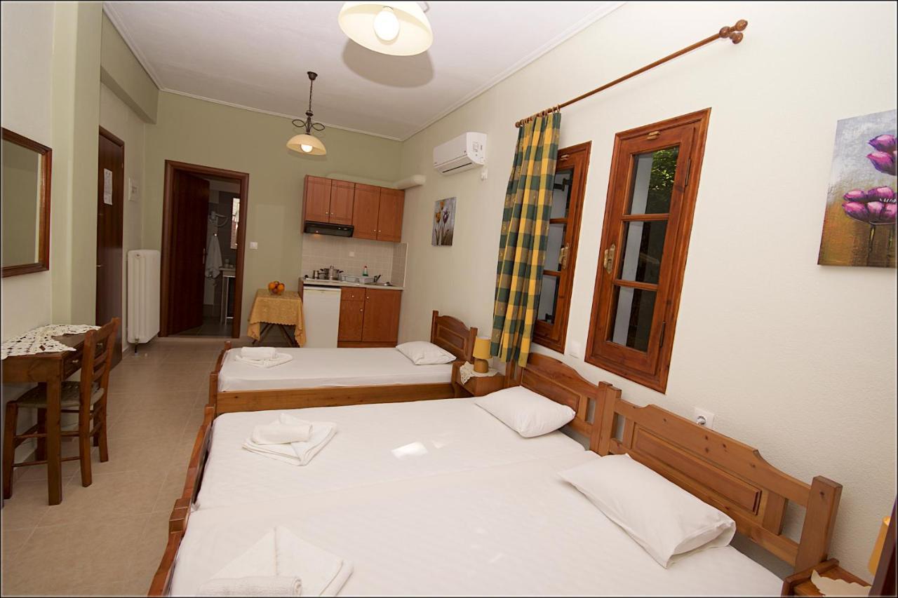 Alkmini Hotel Áyios Dhimítrios Kültér fotó